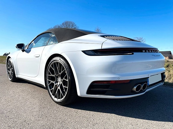 Porsche 911 13 of 15