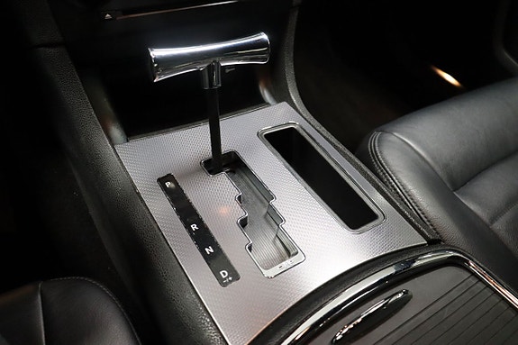 Dodge Charger 19 of 26