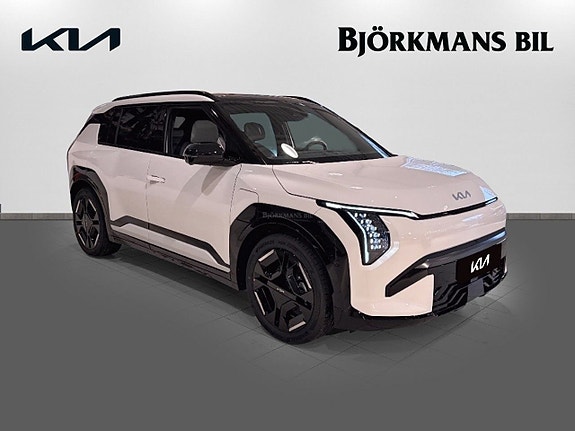 Kia EV3 3 of 25