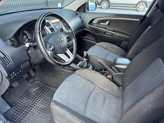 Kia Ceed 12 of 20