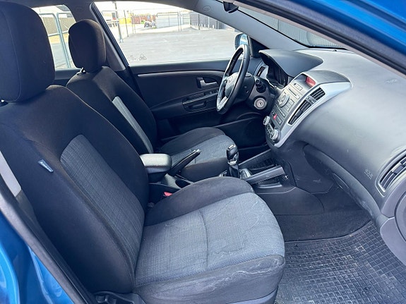 Kia Ceed 18 of 20