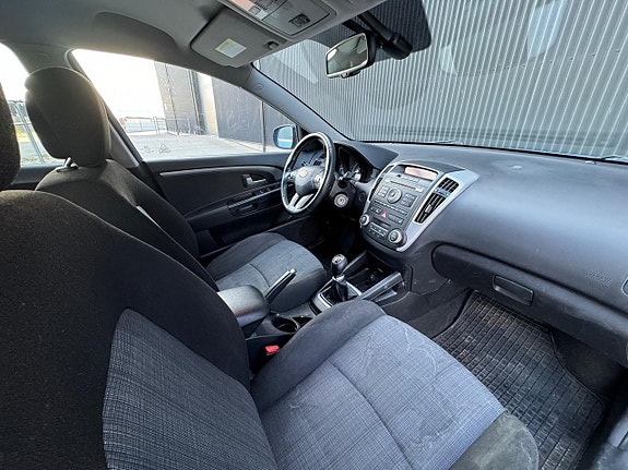 Kia Ceed 17 of 20