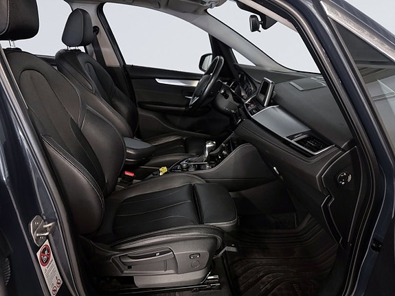 BMW 218 17 of 18