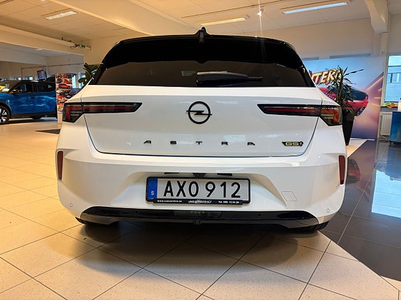 Opel Astra 6 of 27