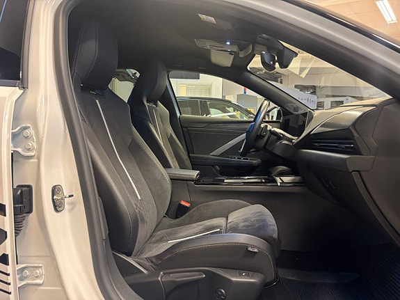 Opel Astra 11 of 27