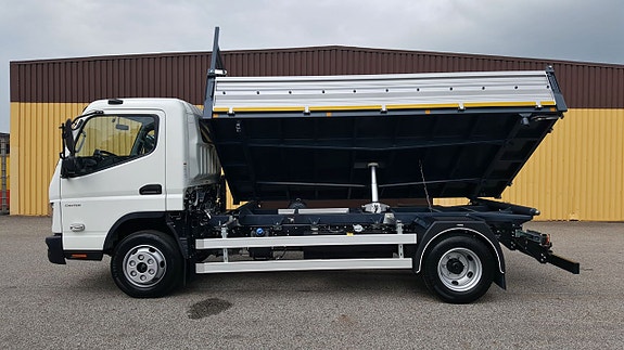 Mitsubishi Fuso 19 of 22