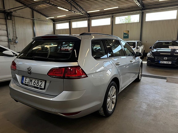 Volkswagen Golf VII 6 of 14
