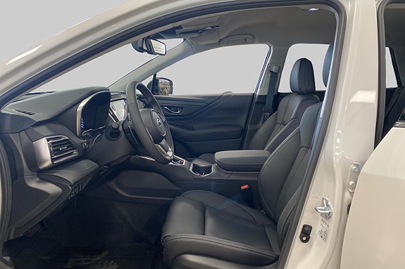 Subaru Outback 8 of 12