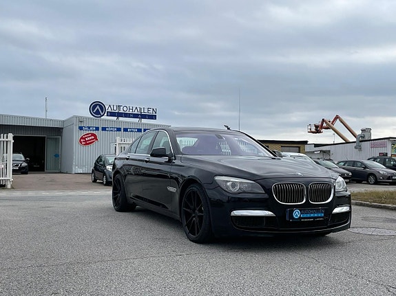 BMW 750i