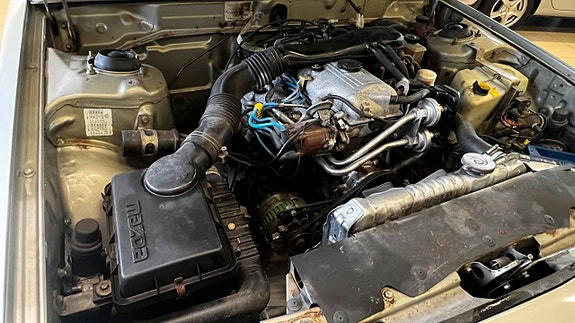 Mazda 929 20 of 22