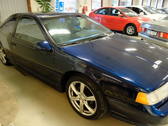 Ford Thunderbird 8 of 9