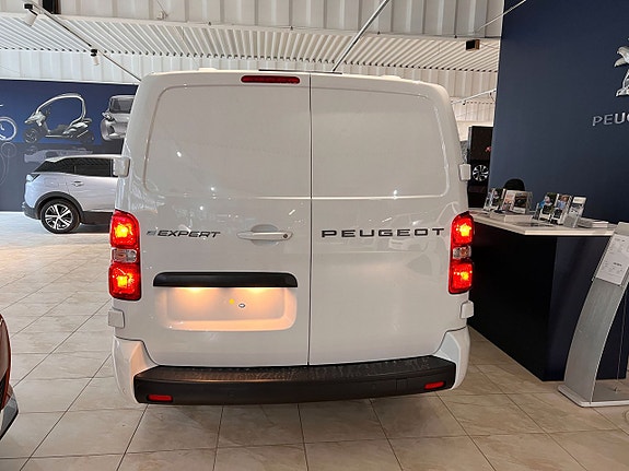 Peugeot e-Expert 4 of 11