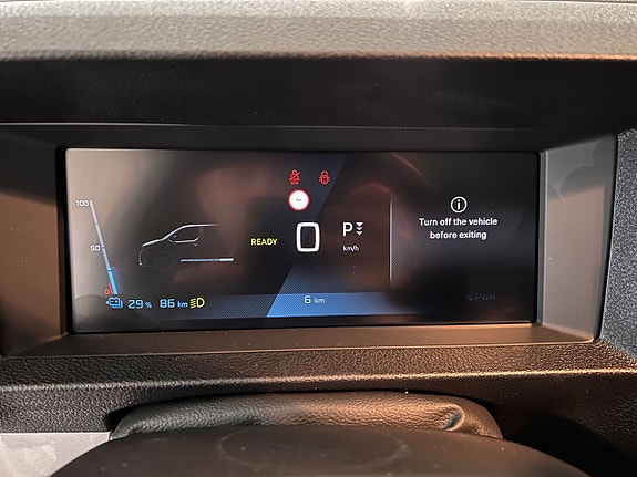 Peugeot e-Expert 8 of 11