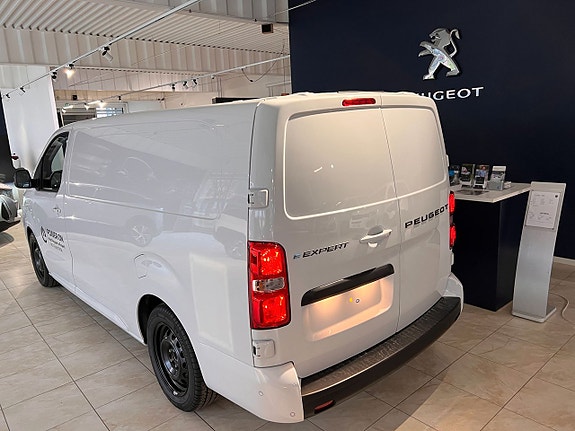 Peugeot e-Expert 3 of 11