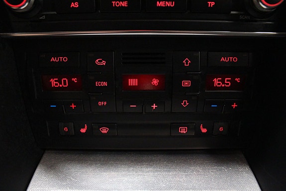 Audi A4 24 of 27