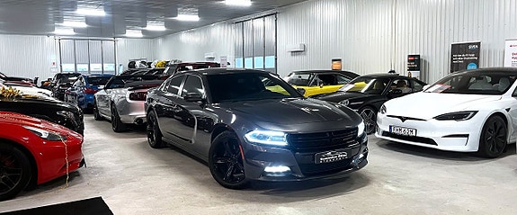 Dodge Charger 5 of 27