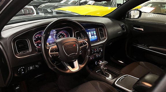 Dodge Charger 15 of 27