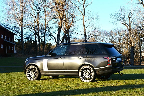 Land Rover Range Rover 3 of 5