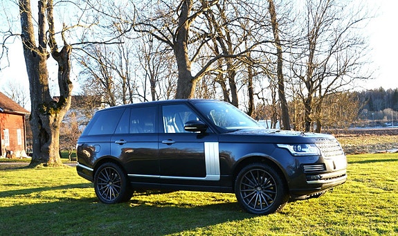 Land Rover Range Rover 2 of 5