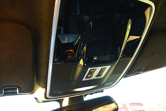 Land Rover Range Rover 15 of 30
