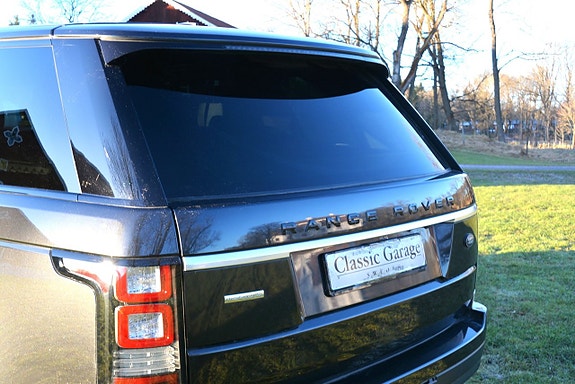 Land Rover Range Rover 29 of 30