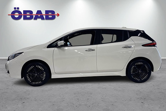 Nissan Leaf 4 of 5