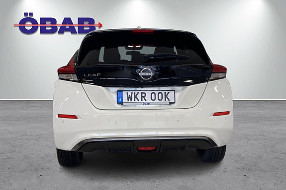 Nissan Leaf 5 of 5