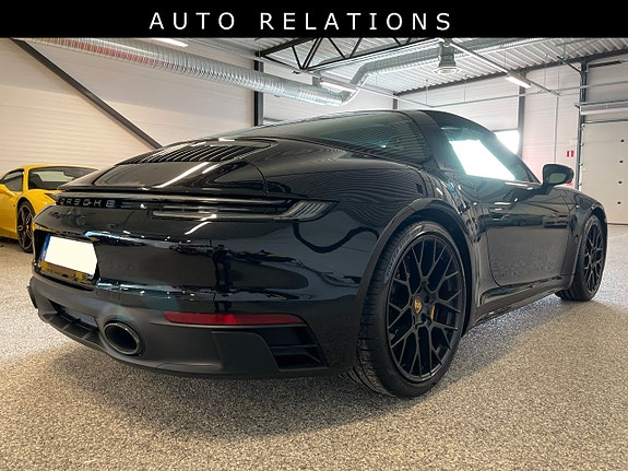 Porsche 911 10 of 30