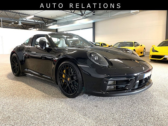 Porsche 911 15 of 30