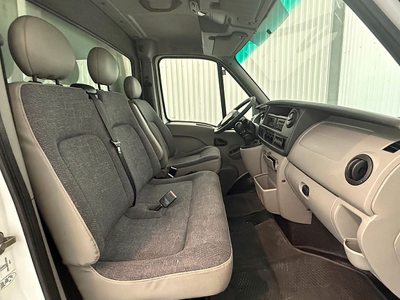 Nissan Interstar 10 of 11
