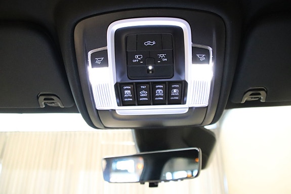 Dodge RAM 1500 23 of 30