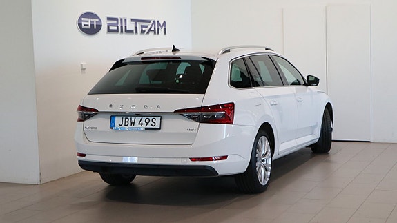 Skoda Superb 18 of 19