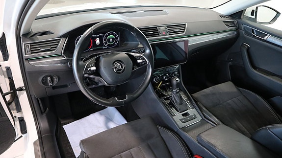 Skoda Superb 5 of 5