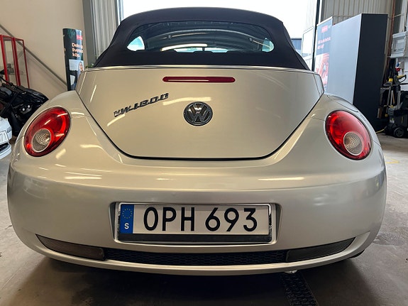 Volkswagen The Beetle 5 of 5