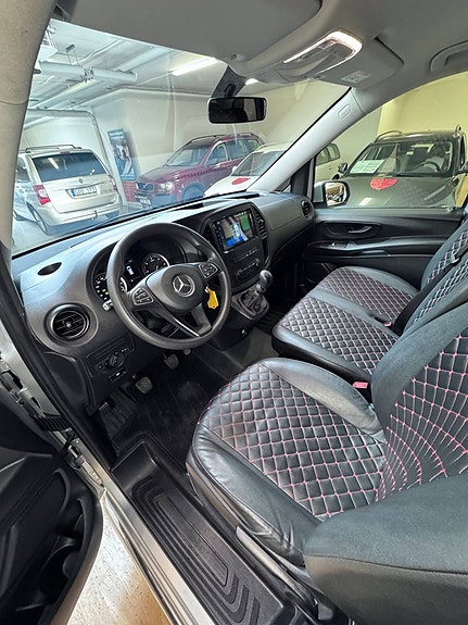 Mercedes-Benz Vito 110 6 of 16