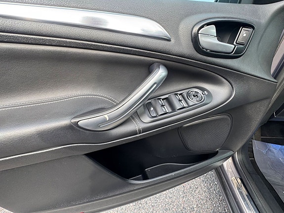 Ford S-MAX 19 of 19