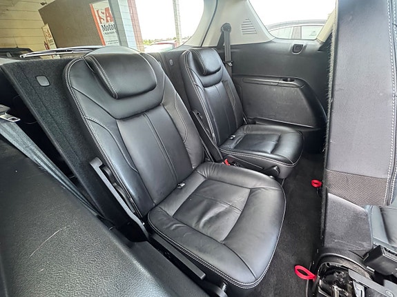 Ford S-MAX 14 of 19