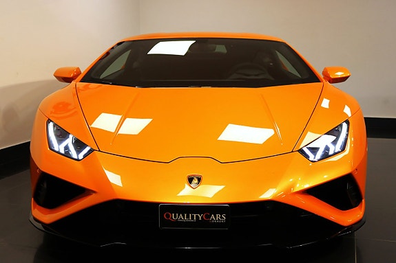 Lamborghini Huracan 5 of 5