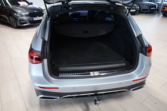 Mercedes-Benz E300 8 of 25