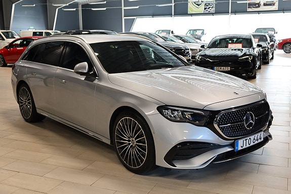 Mercedes-Benz E300 6 of 25