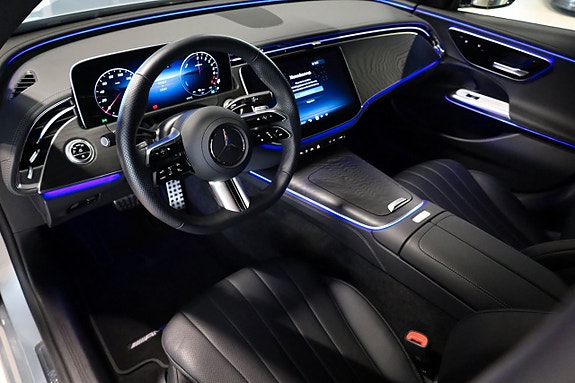 Mercedes-Benz E300 10 of 25