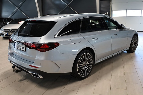 Mercedes-Benz E300 7 of 25