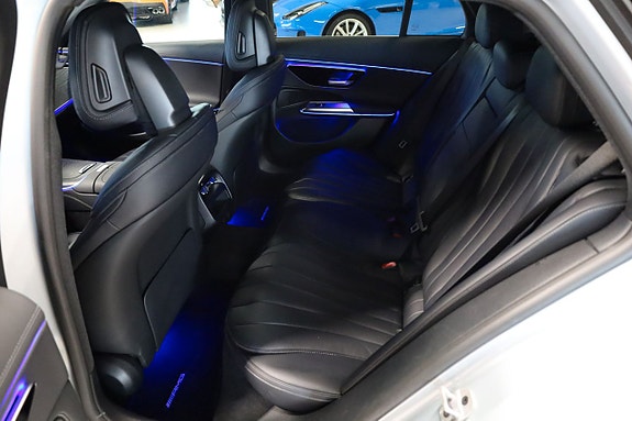 Mercedes-Benz E300 13 of 25