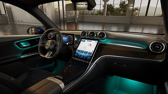 Mercedes-Benz GLC300 e 12 of 14