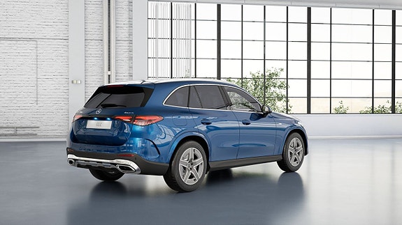 Mercedes-Benz GLC300 e 6 of 14