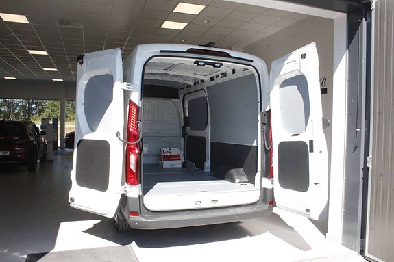 Maxus e-Deliver 9 5 of 5