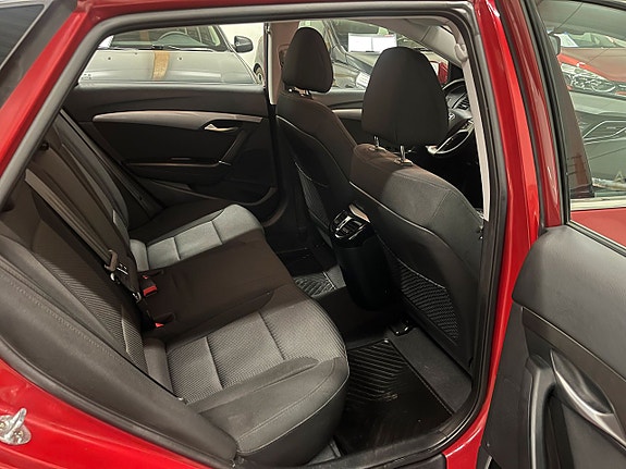 Hyundai i40 9 of 13