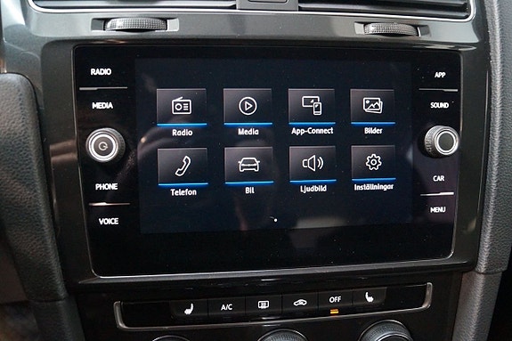 Volkswagen Golf VII 12 of 12
