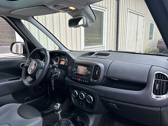 Fiat 500L 11 of 18
