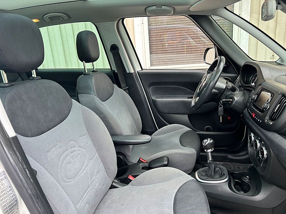Fiat 500L 8 of 18